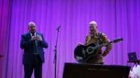 Вчера, в нашем районе случилось очень долгожданное событие. Свой концерт в Усть-Донецке дал народный артист России Александр Яковлевич Розенбаум.&nbsp;