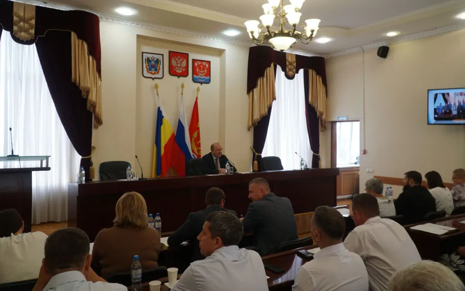 В Администрации Усть-Донецкого района прошло первое заседание Общественного совета пятого созыва