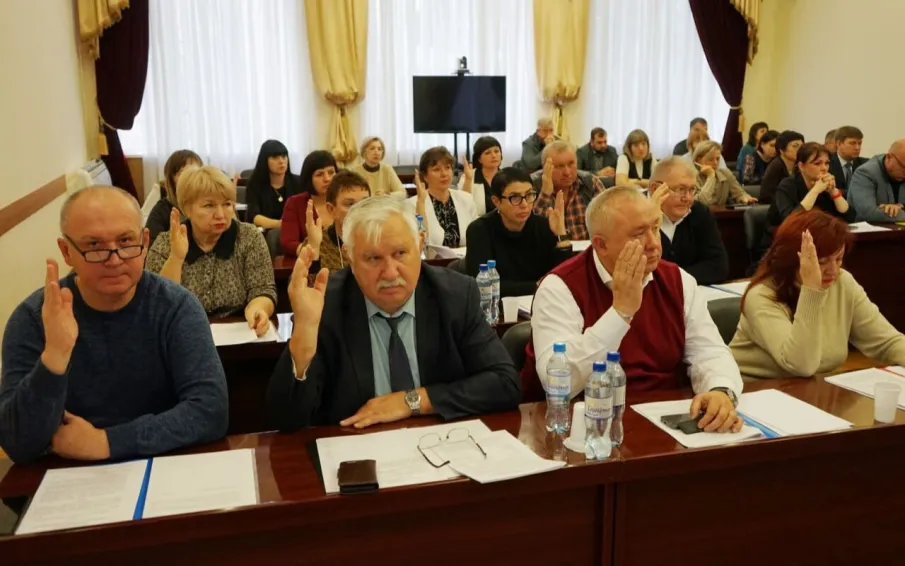 Депутаты Усть-Донецкого района обсудили вопросы развития муниципалитета