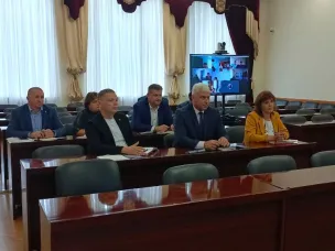 Главы городского и сельских поселений Усть-Донецкого района прошли обучающий семинар
