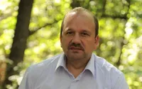 Приняли решение ограничить проведение массовых мероприятий в парках, скверах, на площадях и других общественных территориях.
