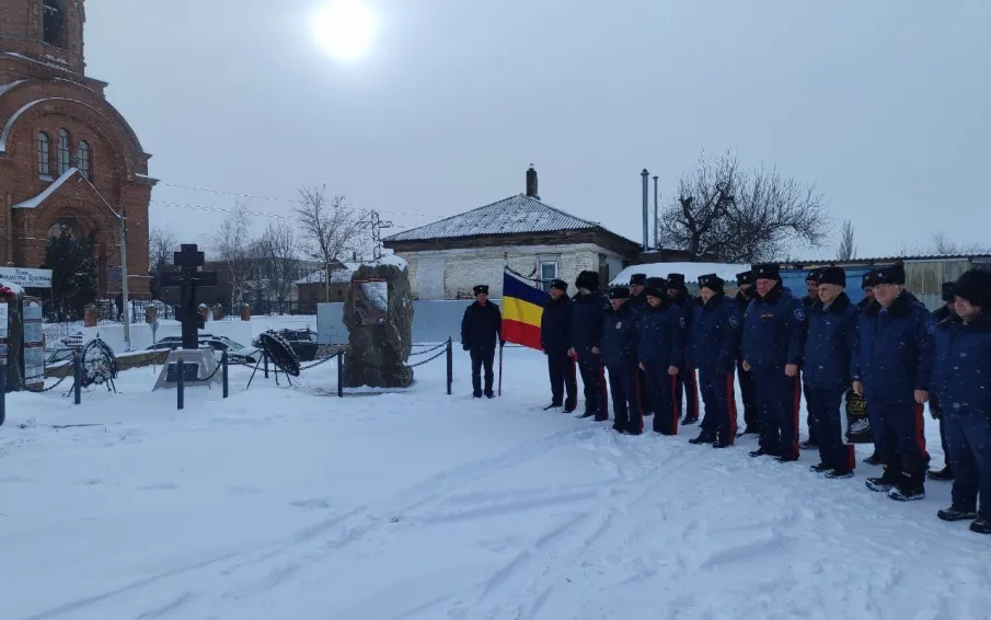В Усть-Донецком районе почтили память казаков, пострадавших в период гонений