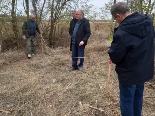 В Усть-Донецком районе продолжается расчистка мелиоративных полезащитных лесополос