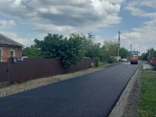 В рамках нацпроекта в хуторе Мостовом отремонтирована дорога