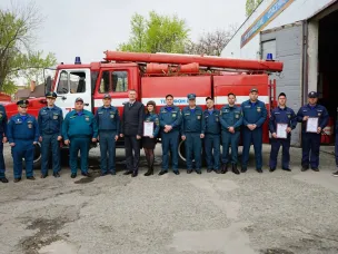 Усть-Донецкие пожарные приняли поздравления с профессиональным праздником