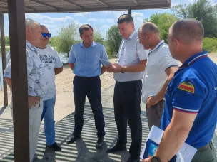 В Усть-Донецком обсудили комплекс мер по защите пляжа