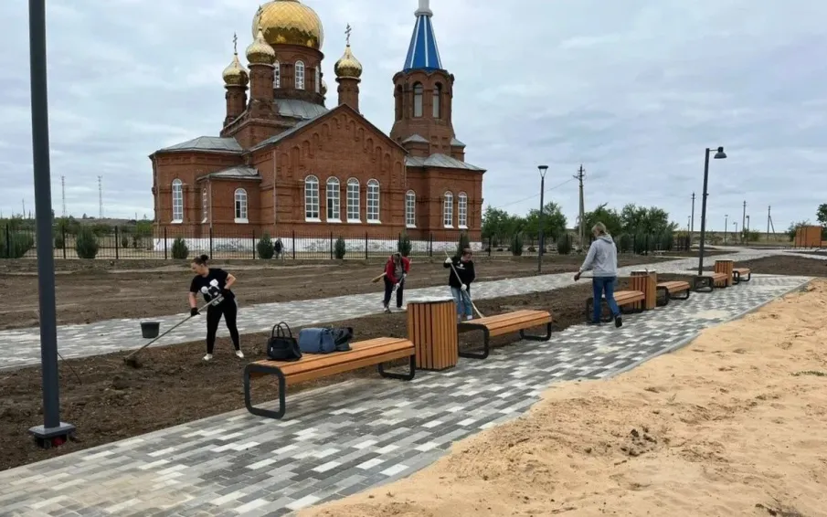 В Усть-Донецком районе прошел День добрых дел