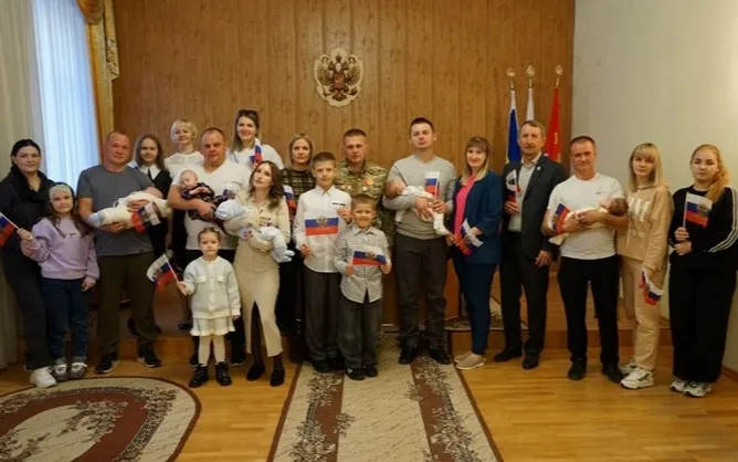 В Усть-Донецком прошло торжественное имянаречение