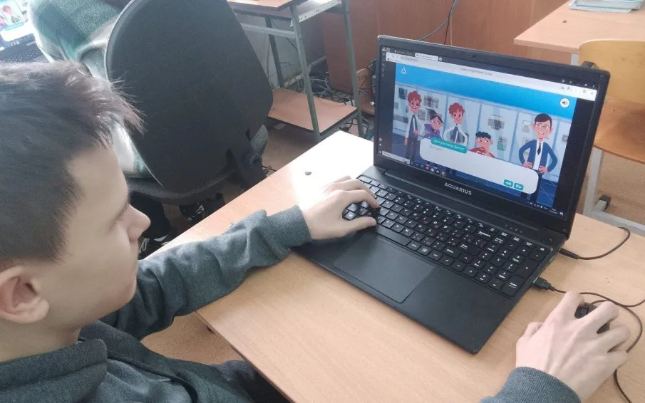 В школах Усть-Донецкого района прошли «Уроки цифры»