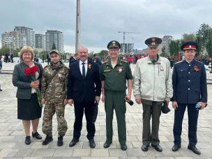 Делегация района приняла участие в торжественном возложении Гирлянды Славы