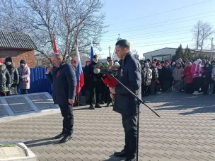 В хуторе Апаринском прошел митинг в честь освобождения хуторов от фашистов