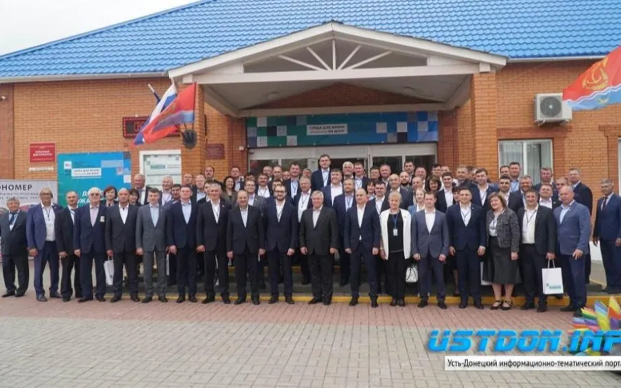 Устьдончане поделились опытом комплексного подхода к благоустройству территорий