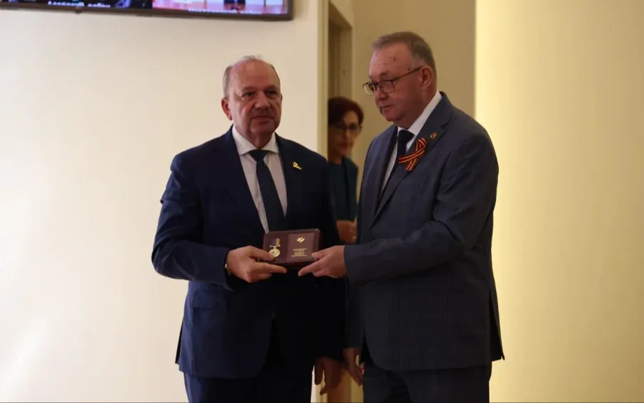 Виктор Гуснай награжден медалью «За развитие местного самоуправления»