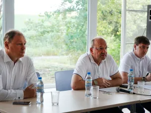 Предуборочное совещание: начало уборки и поддержка аграриев