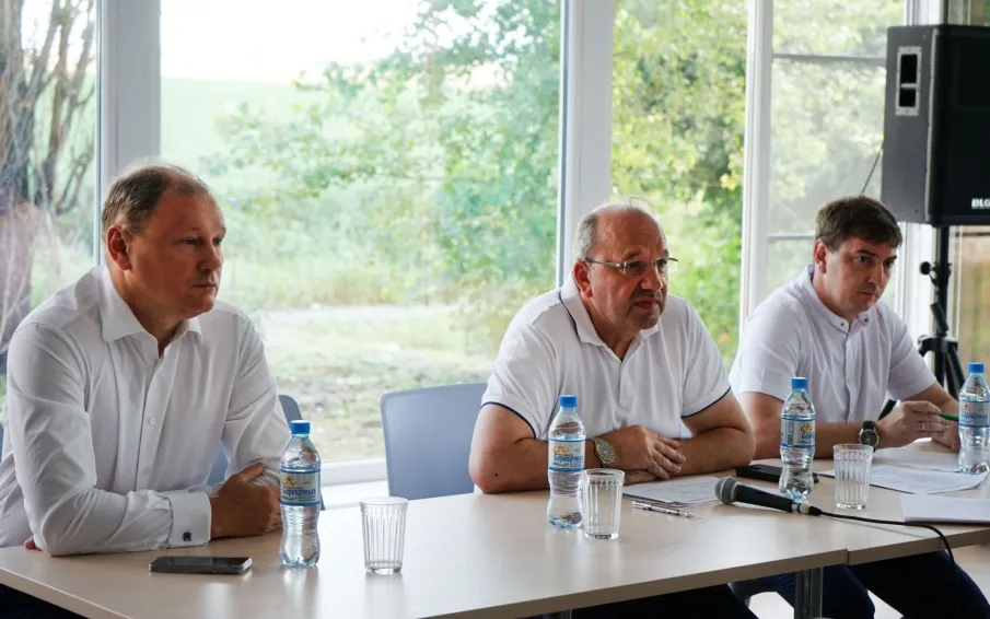 Предуборочное совещание: начало уборки и поддержка аграриев