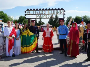 «Сердце Дона» забилось в ритме дружбы: в Усть-Донецком прошел фестиваль национальных культур