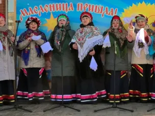 В Усть-Донецком районе проводили Масленицу
