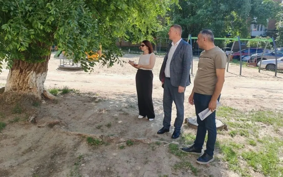 В Усть-Донецком районе продолжается реализация проекта «Сделаем Вместе!»