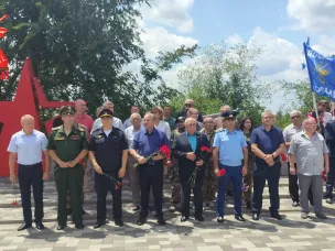 Устьдончане почтили память погибших в годы Великой Отечественной войны