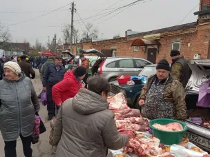 В Усть-Донецком прошла сельскохозяйственная ярмарка